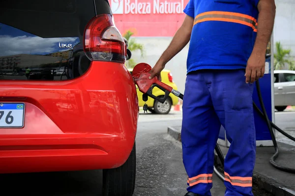 Salvador Bahia Brasil Enero 2021 Durante Repostaje Vehículos Una Gasolinera — Foto de Stock