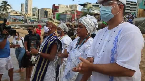 Salvador Bahia Brazil Φεβρουάριος 2021 Μέλη Της Θρησκείας Candomble Εμφανίζονται — Αρχείο Βίντεο