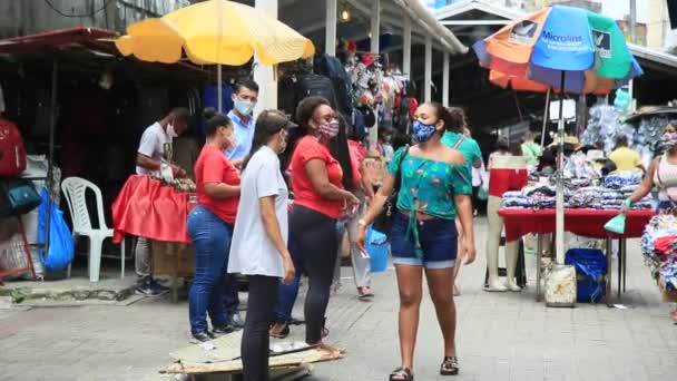 Salvador Bahia Brazil Februari 2021 Rörelse Människor Som Bär Skyddsmasker — Stockvideo