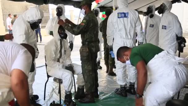 Salvador Bahia Brazylijski Luty 2021 Personel Wojskowy Sił Zbrojnych Wykonuje — Wideo stockowe