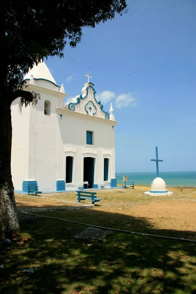 2008年11月6日ブラジル バイーア州サンタ クルス カブラリア市の歴史的中心部の教会の眺め — ストック写真