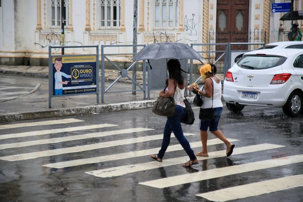 Salvador Bahia Brazil January 2021 People Using Umbrella Rain Downtown — Stock Photo, Image