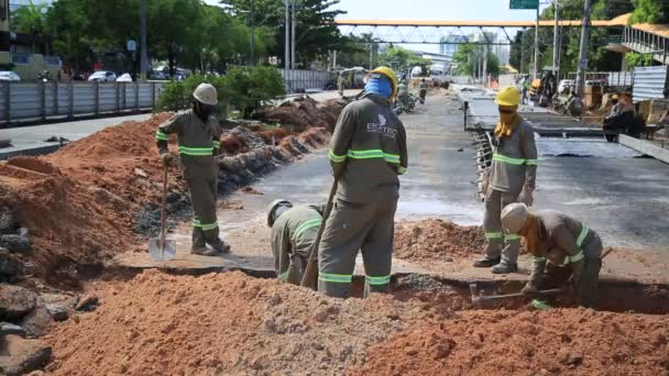 Salvador Bahia Brasil Mayo 2021 Gente Trabajando Construcción Exclusiva Carretera — Vídeos de Stock