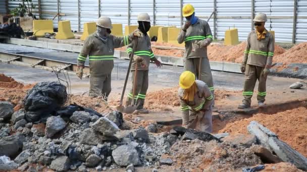 Salvador Bahia Brasil Mayo 2021 Gente Trabajando Construcción Exclusiva Carretera — Vídeos de Stock