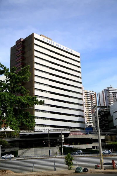 Salvador Bahia Brasilien Juni 2021 Hotel Fiesta Facade Itaigara Kvarter - Stock-foto