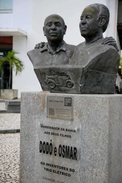 Salvador Bahia Brasil Julho 2021 Estátua Com Dupla Dodo Osmar — Fotografia de Stock