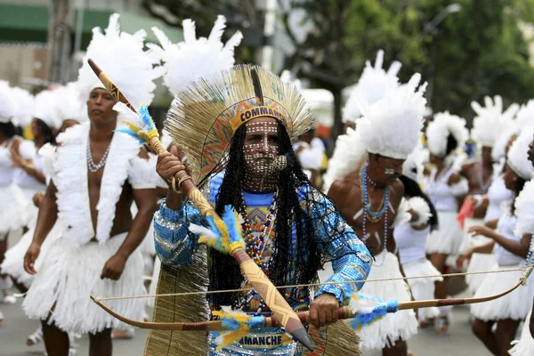 Salvador Bahia Brazil Februari 2017 Medlemmar Commanches Karnevalsblock Ses Parad — Stockfoto