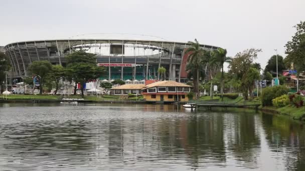 2021年8月17日 萨尔瓦多市Arena Fonte Nova足球场背景下的Dique Itororo湖景 — 图库视频影像