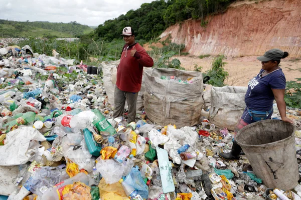 Catu Bahia Brasil Mayo 2019 Persona Trabaja Una Cooperativa Reciclaje —  Fotos de Stock