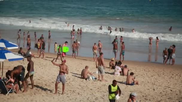 Salvador Bahia Brasil Setembro 2021 Pessoas São Vistas Areia Praia — Vídeo de Stock