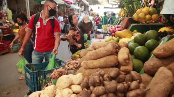 Salvador Bahia Brazílie Září 2021 Lidé Jsou Viděni Nakupovat Stánku — Stock video