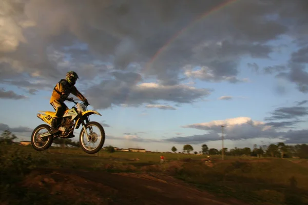 Eunapolis Bahia Brasile Aprile 2008 Motociclista Durante Allenamento Motocross Campo — Foto Stock