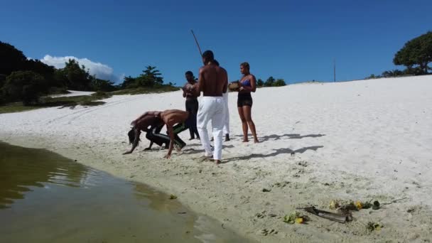 Salvador Bahia Brazil September 2021 Capoeristas Zijn Zien Een Capoeira — Stockvideo