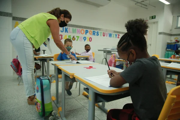 Salvador Bahia Brazilský Září 2021 Studenti Obecní Sítě Města Salvador — Stock fotografie