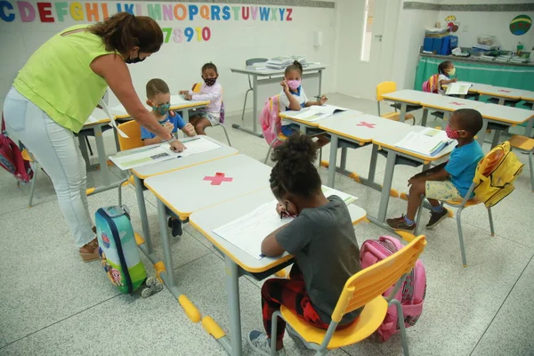 Salvador Bahia Brazilský Září 2021 Studenti Obecní Sítě Města Salvador — Stock fotografie