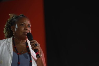 Salvador, Bahia, Brezilya - 17 Ekim 2025 Brezilya Kültür Bakanı Margareth Menezes, Salvador 'da bir konuşma yaparken görüldü..