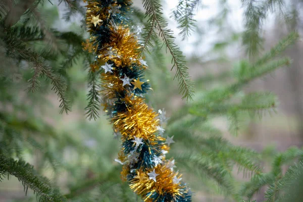 Διακόσμηση Του Νέου Έτους Στο Χριστουγεννιάτικο Δέντρο — Φωτογραφία Αρχείου