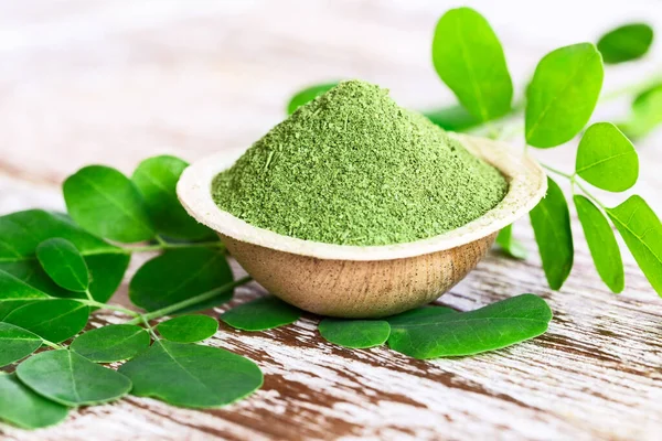 Moringa Powder Moringa Oleifera Coconut Bowl Original Fresh Moringa Leaves — Stock Photo, Image