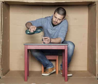 öğrenci ve onun boş yurt