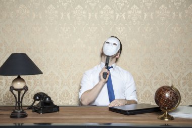 Silahlı bir işadamı