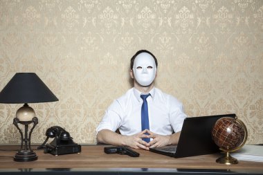 Tanınmayan işadamı intiharı düşünüyorum