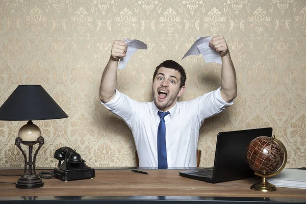 Young businessman tore up the contract of employment — Stock Photo, Image