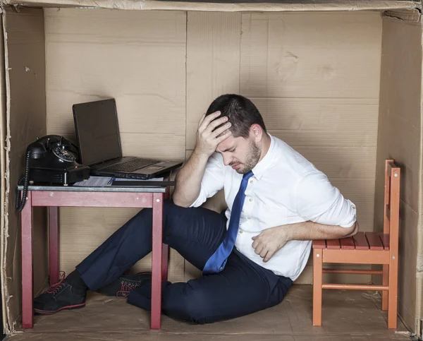 Dor de cabeça no trabalho — Fotografia de Stock