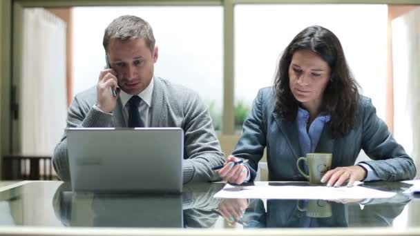 Business people working in the office — Stock Video