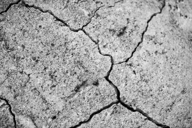 Eski çatlamış çimento. Doku, arka plan, desen. Tasarım ve dekorasyon için somut şablon.