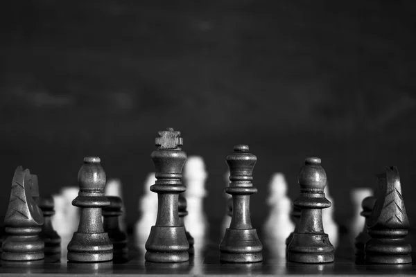 Schach auf einem Schachbrett fotografiert — Stockfoto