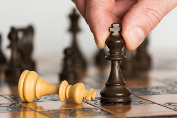 Schach mit Schachbrett fotografiert — Stockfoto