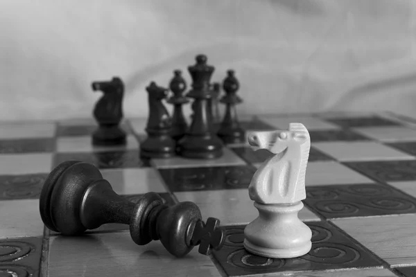 在国际象棋棋盘上拍照 — 图库照片
