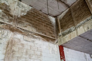 Terk edilmiş terk edilmiş depo