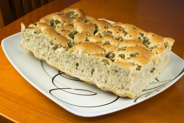 Focaccia z oliwek - chleb — Zdjęcie stockowe
