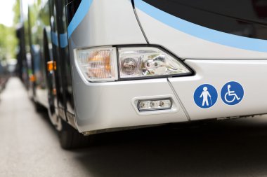 Otobüs Ulaşım devre dışı kişiler için uyarlanmış