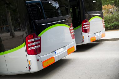 Yeni modern şehir otobüs