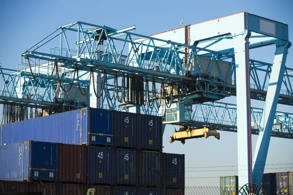 Commercial harbor with large industrial cranes — Stock Photo, Image