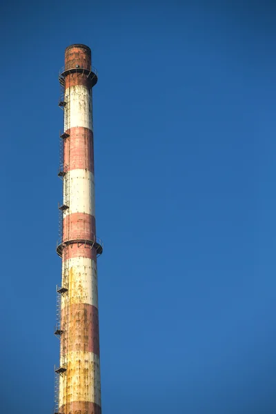 Chimenea industrial —  Fotos de Stock