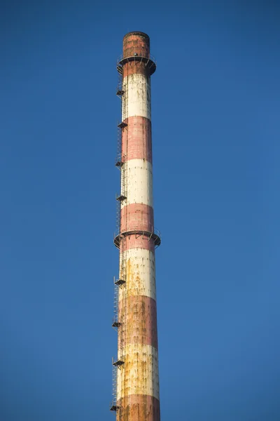 Poolbeg genereren station in dublin stad bay — Stockfoto