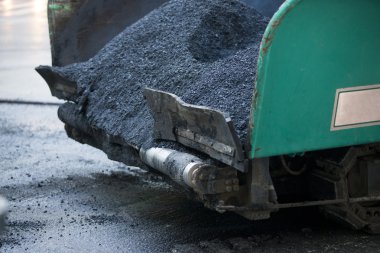 yol onarım için izlenen paver asfalt kaplama, inşaat