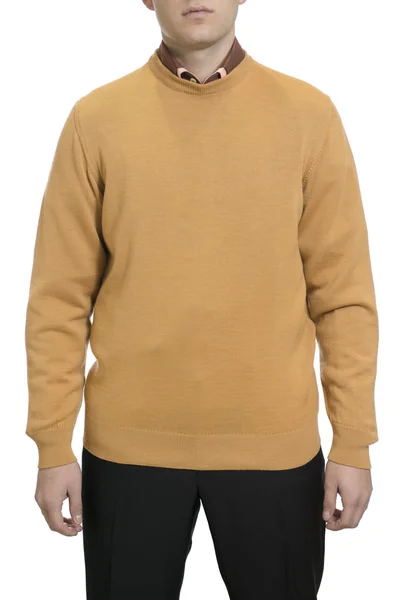 Homme inconnu avec pull jaune — Photo