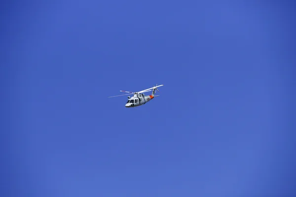 2011 v Granada, Granada, Španělsko, Španělsko - 19. června: akrobatický španělsky patrol (Eagle Patrol) provádět na airshow (den otevřených dveří letecké základny Armilla) 19.června — Stock fotografie