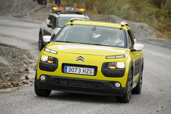 GRANADA, ESPAGNE - SEP 27 : Racer inconnu dans le "Primer Rally-Crono el Purche", le 27 septembre 2014 à Grenade, Espagne . — Photo