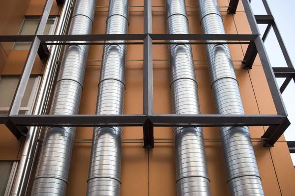 büyük bir Klima bir binanın çatı görünüm donatmak