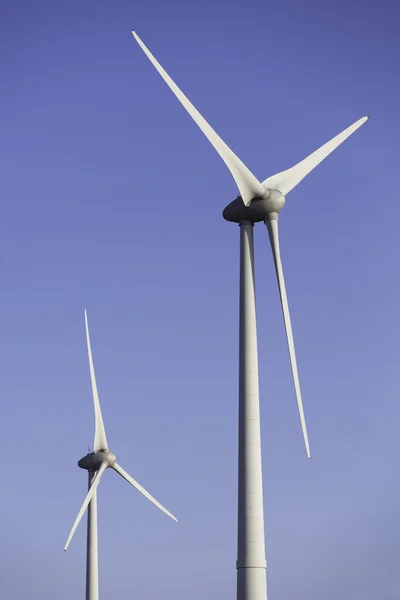 Energia ecológica, turbinas eólicas — Fotografia de Stock