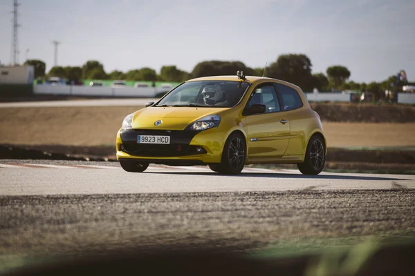 GRANADA - DECEMBER 5: Racing car in TRACKDAY CIRCUITO MIKE G GUA — 图库照片