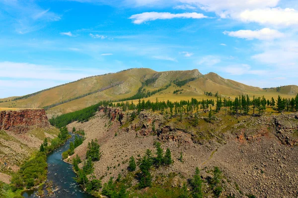 Φαράγγι του ποταμού Chuluut στη Μογγολία Ασία — Φωτογραφία Αρχείου