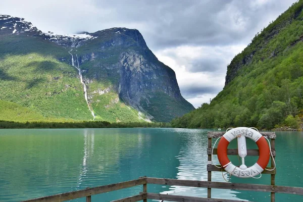Jezioro Lovatnet Najpiękniejsze Jezioro Norwegii — Zdjęcie stockowe