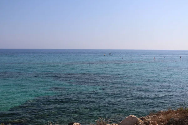 Kıbrıs Rum Kesimi Nin Protaras Kentindeki Akdeniz Manzarası — Stok fotoğraf