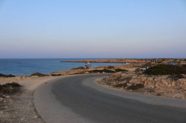 Ulusal Cape Greco Parkı, Kıbrıs Mavi Göl, tekneler, gün batımı